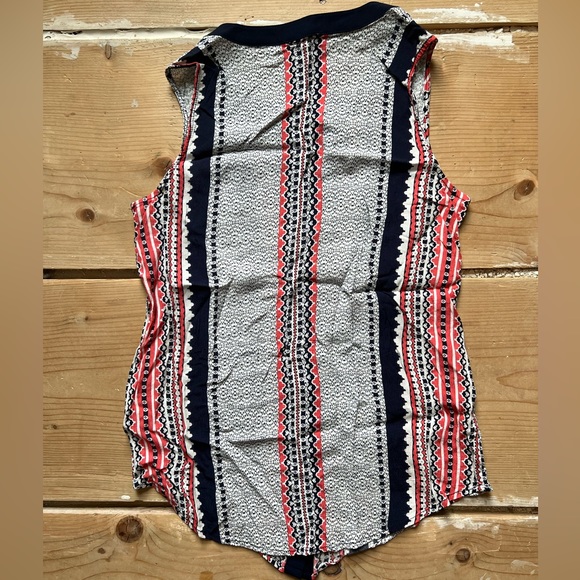 Pretty top - Picture 4 of 4